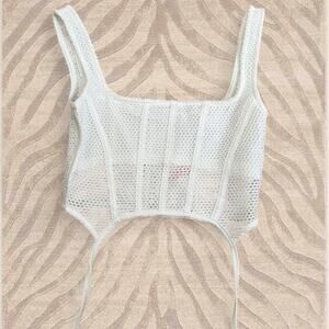 Brand new edikted white